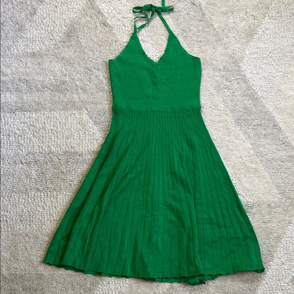✨5 for $15✨ A New Day Knitted Green Halter Neck Dress - Picture 2 of 9